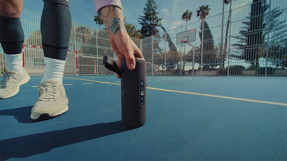 Yandex Qazaqstan представил первую портативную умную колонку с Алисой