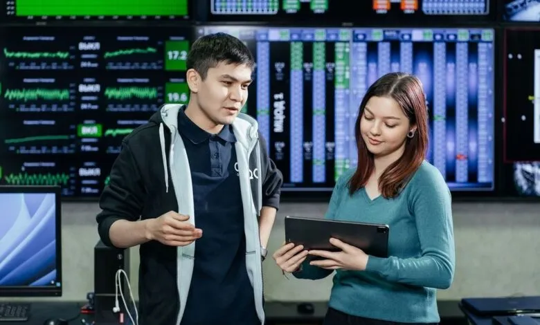 EZ FACTOR FMCG және финтех қызметтерін дамыту үшін бұлттық технологияларды қалай пайдаланады