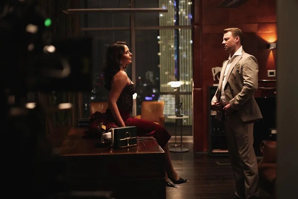 Соблазнительное трио снова в строю:  стартовали съемки второго сезона авантюрной  комедии «Искусство соблазна»