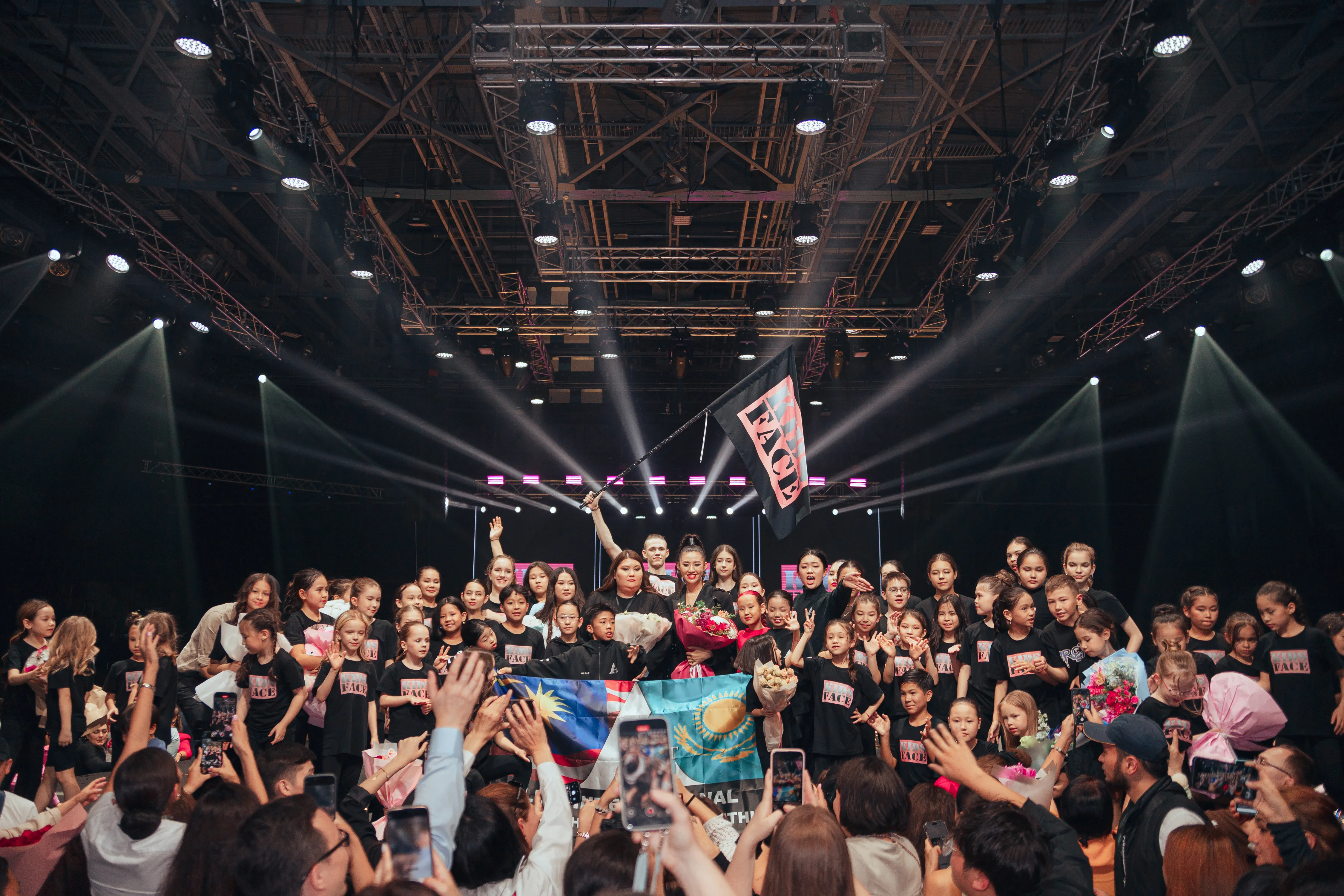 Второй сезон самого масштабного детского fashion-события Казахстана - KIDS FACE FASHION SHOW Второй сезон самого масштабного детского fashion-события Казахстана - KIDS FACE FASHION SHOW