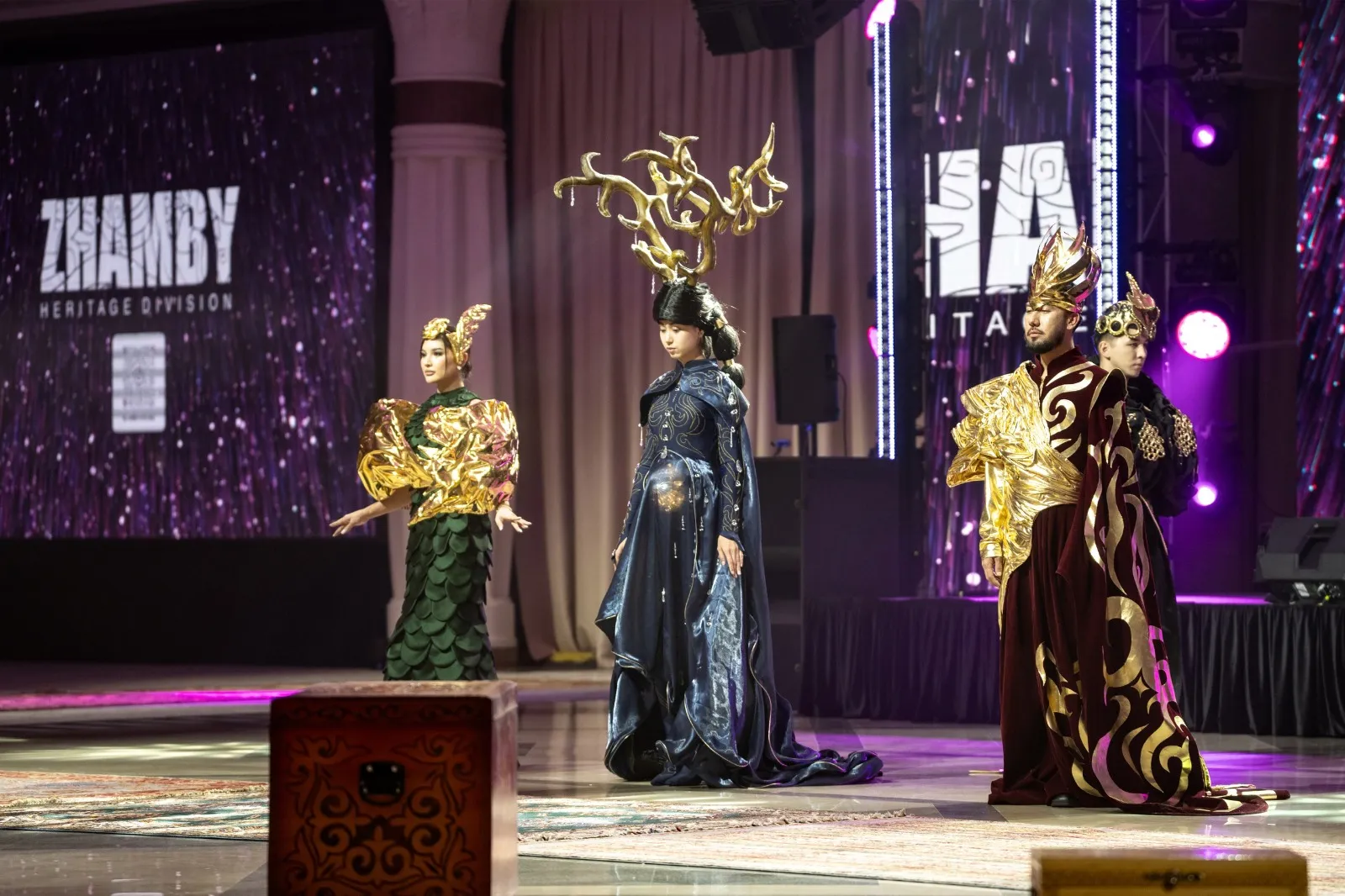 Bozjyra Fashion Week: путешествие в мир этнической моды Bozjyra Fashion Week: путешествие в мир этнической моды