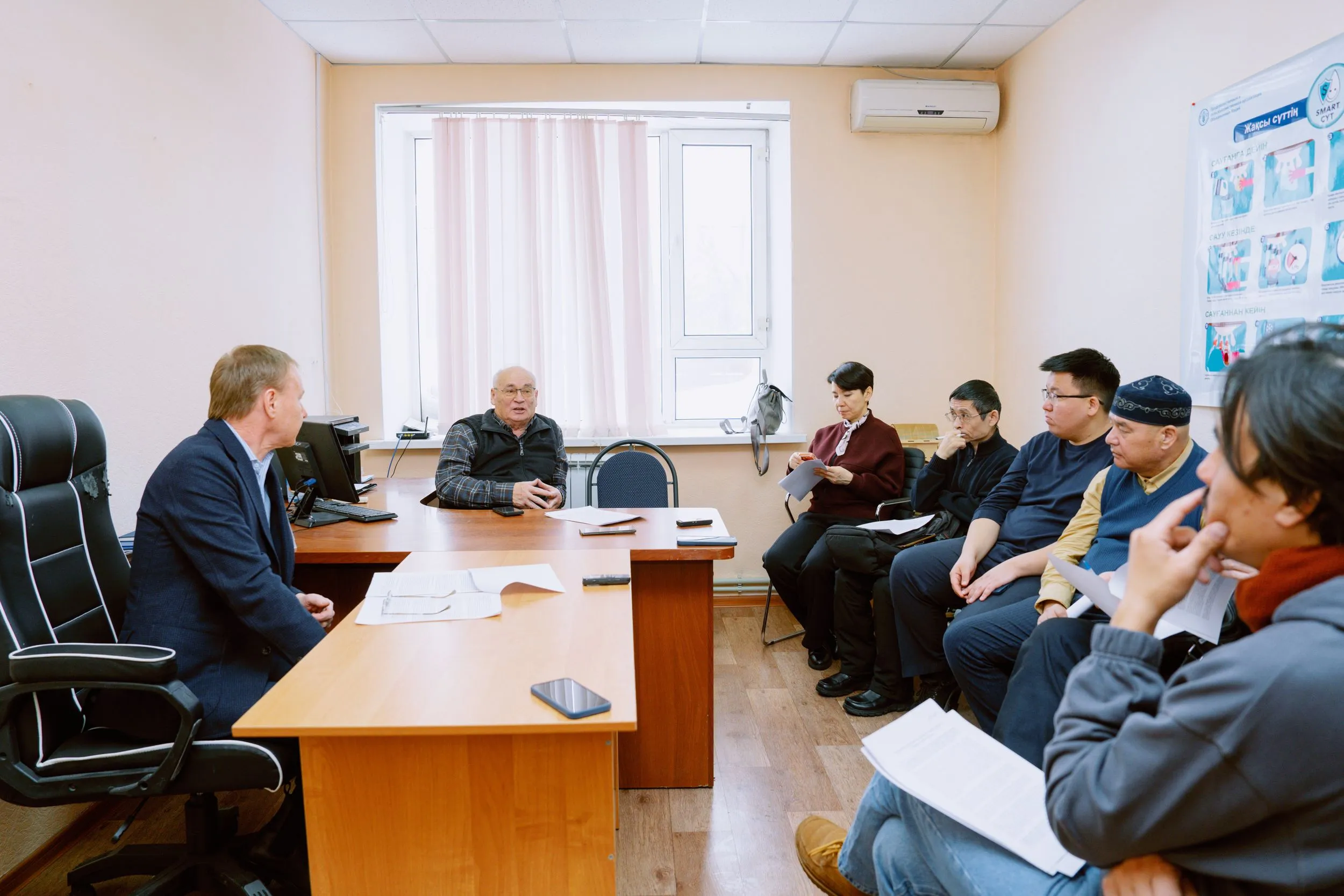 Отечественные производители продуктов питания заявляют об усилении давления на отрасль