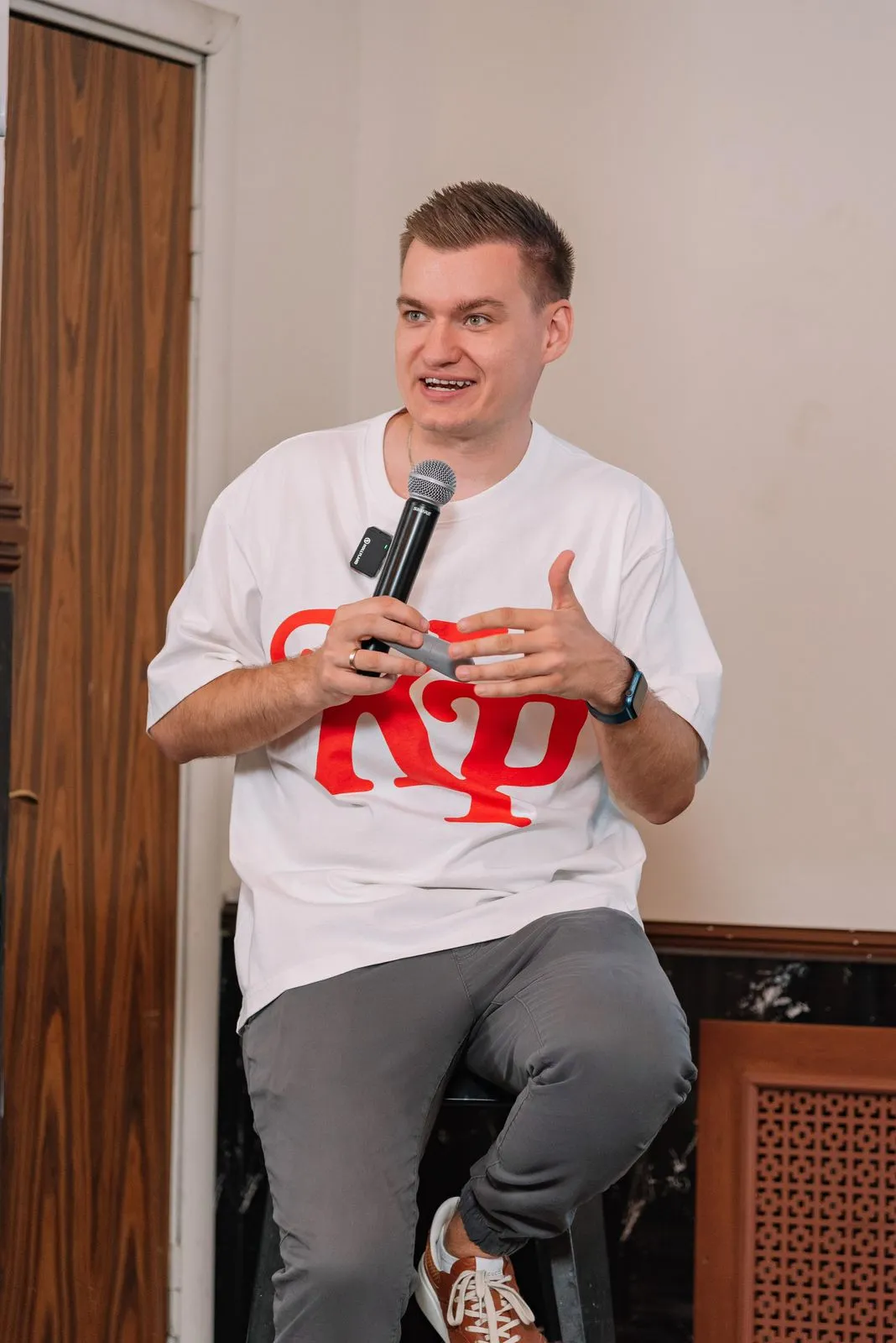 «Красивый креатив почти никогда не побеждает»: Даниил Сидоренко — о том, как бизнесу оптимизировать таргетированную рекламу в эпоху AI