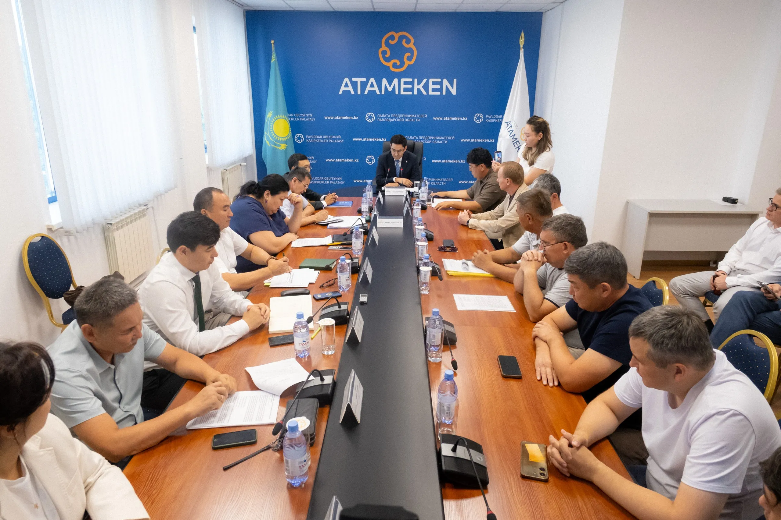 В Павлодаре обсудили меры поддержки отечественных производителей продуктов питания В Павлодаре обсудили меры поддержки отечественных производителей продуктов питания